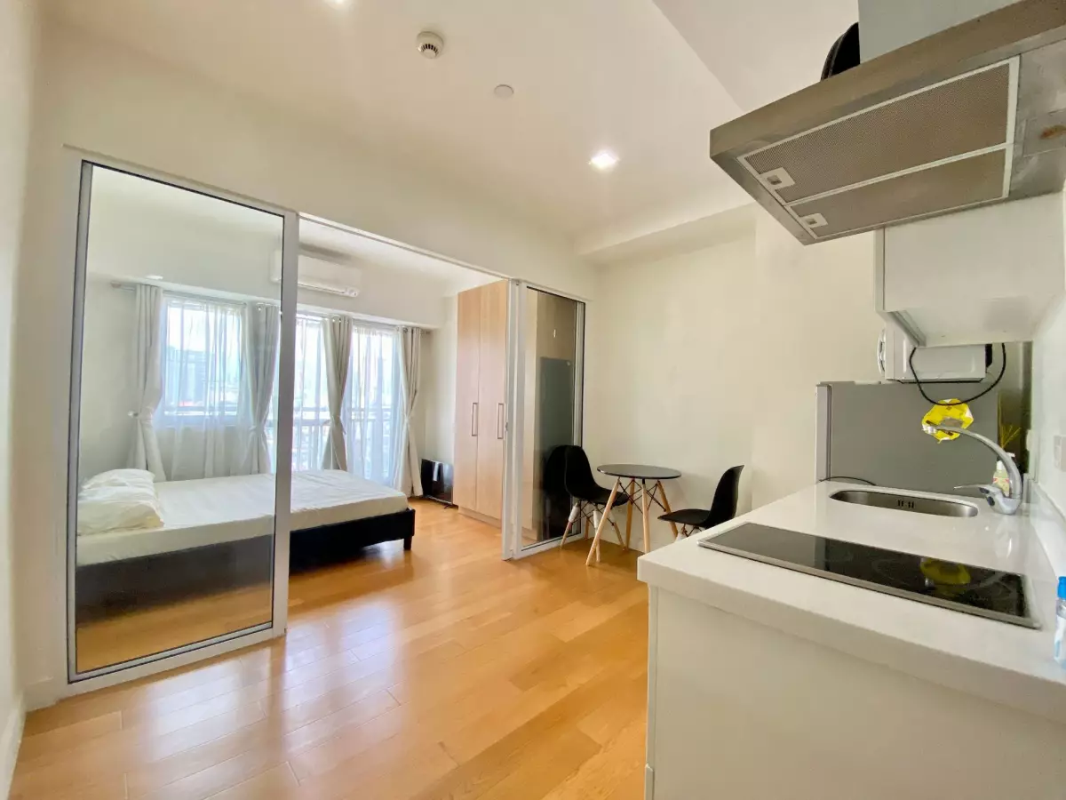 1BR SEMI-FURNISHED UNIT FOR RENT & SALE at Acqua Private Residences — 1 Bedroom in Matamis, Mandaluyong, Metro Manila — Photo 3