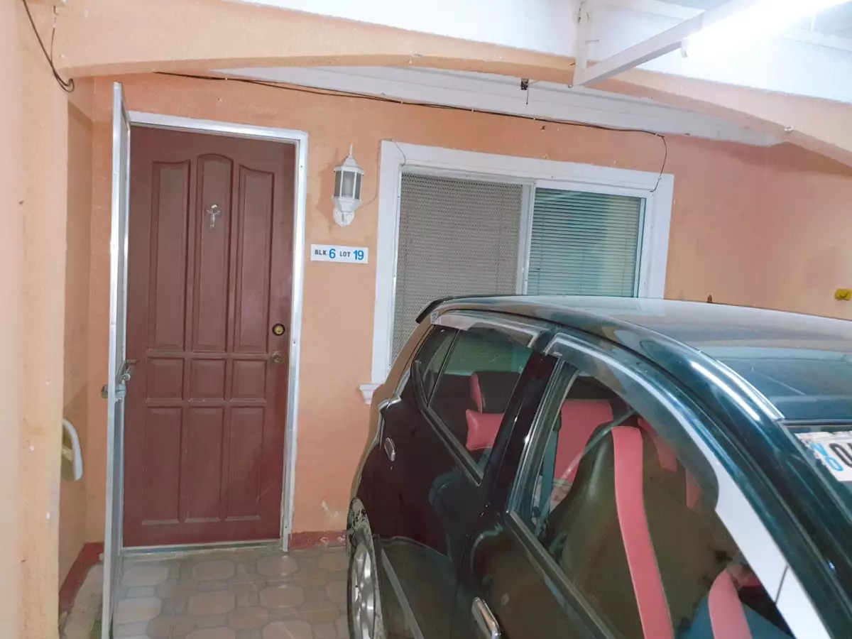 FOR ASSUME : HOUSE AND LOT IN MACTAN, LAPU-LAPU CITY - photo 3