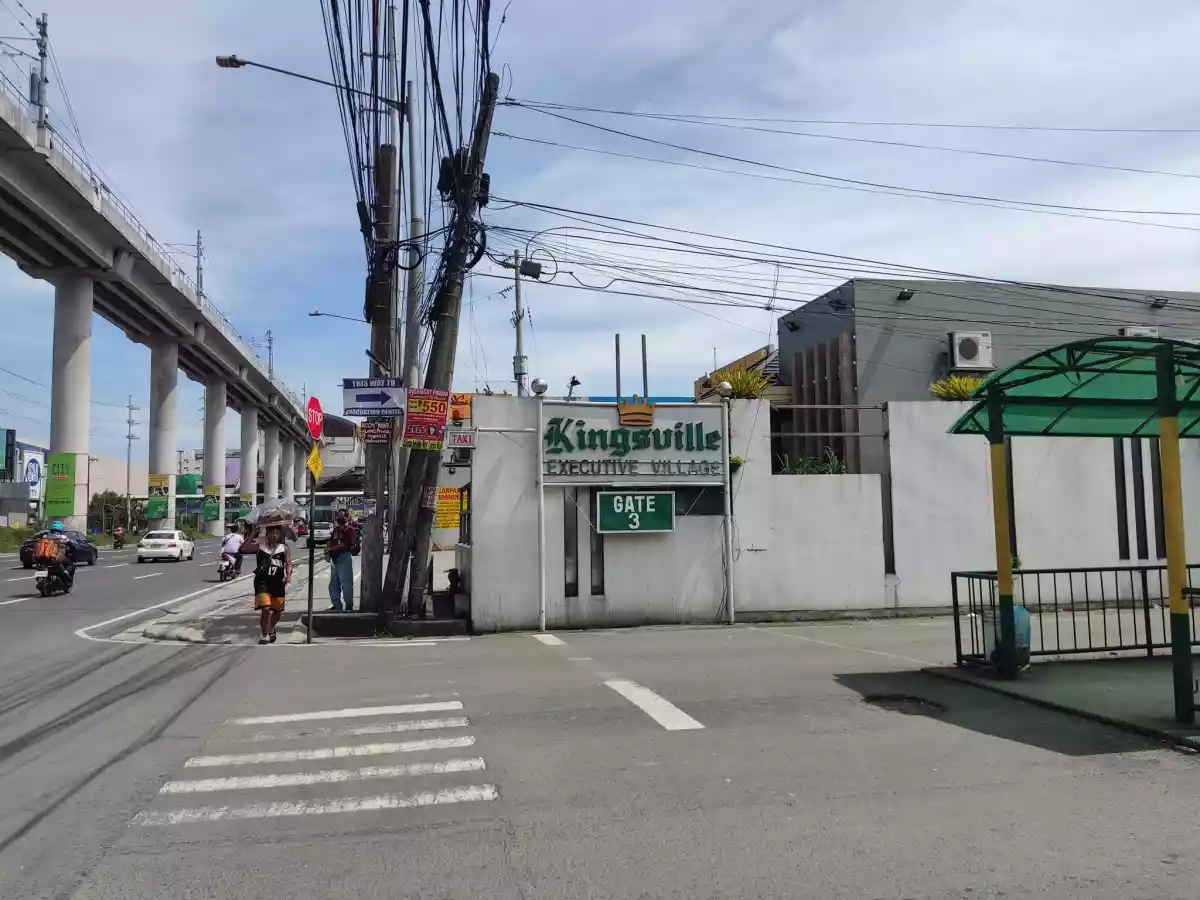 For Sale House and Lot in Kingsville Antipolo Gate 3 Marcos Highway