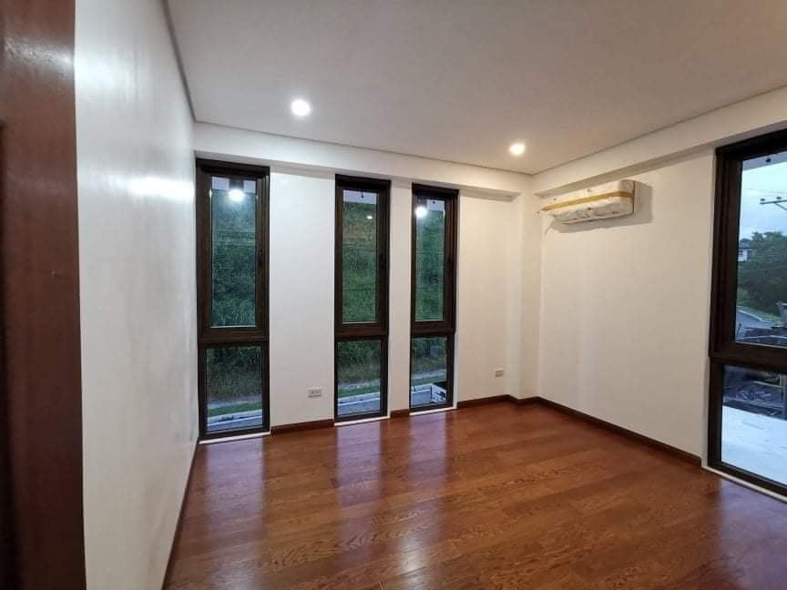 Open photo 14 of 19 — Overlooking, Unobstructed House & Lot in Kishanta, Talisay for Sale