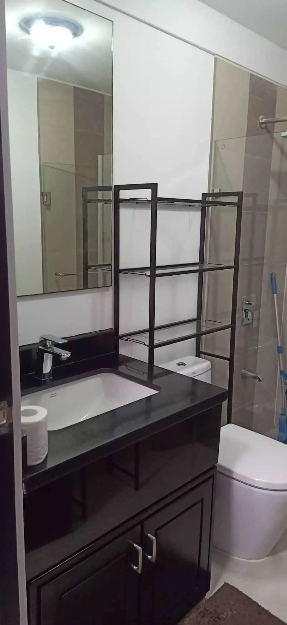 Open photo 11 of 23 — For Sale: One bedroom ( semi- furnished ) with parking space at Abreeza Residences by Alveo Land