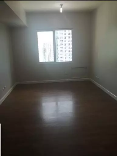Solinea condo tower 3  for sale 9M bare unit - photo 6