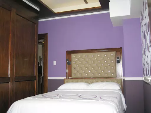 Open photo 16 of 27 — Avalon / Ayala 2BR-condo incl. Luxury fit-out / parking for sale