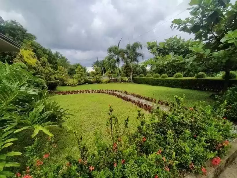 House and Lot for sale in Lemery Batangas — House and Lot in Diokno Highway, Lemery, Batangas — Photo 7