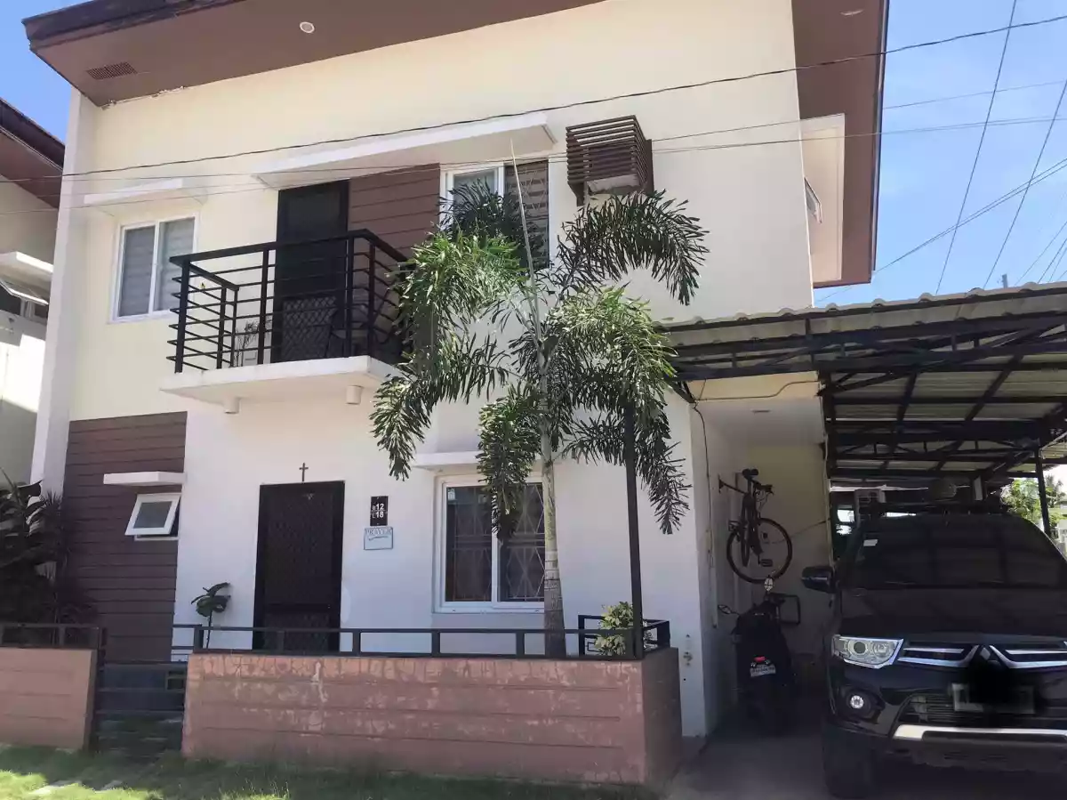 Fully Furnished Single Attached House for Rent - photo 2