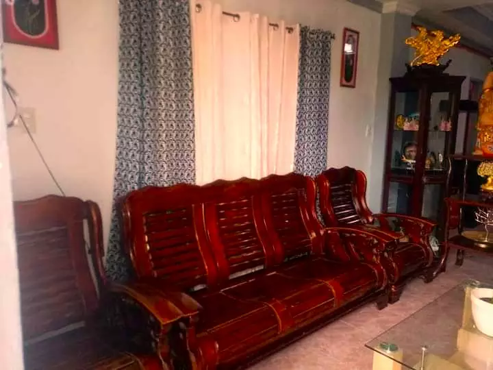 Urgent Sale House and Lot - photo 5