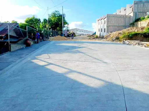 Open photo 15 of 19 — FOR ASSUME TOWNHOUSE IN LAGTANG, TALISAY CITY, CEBU