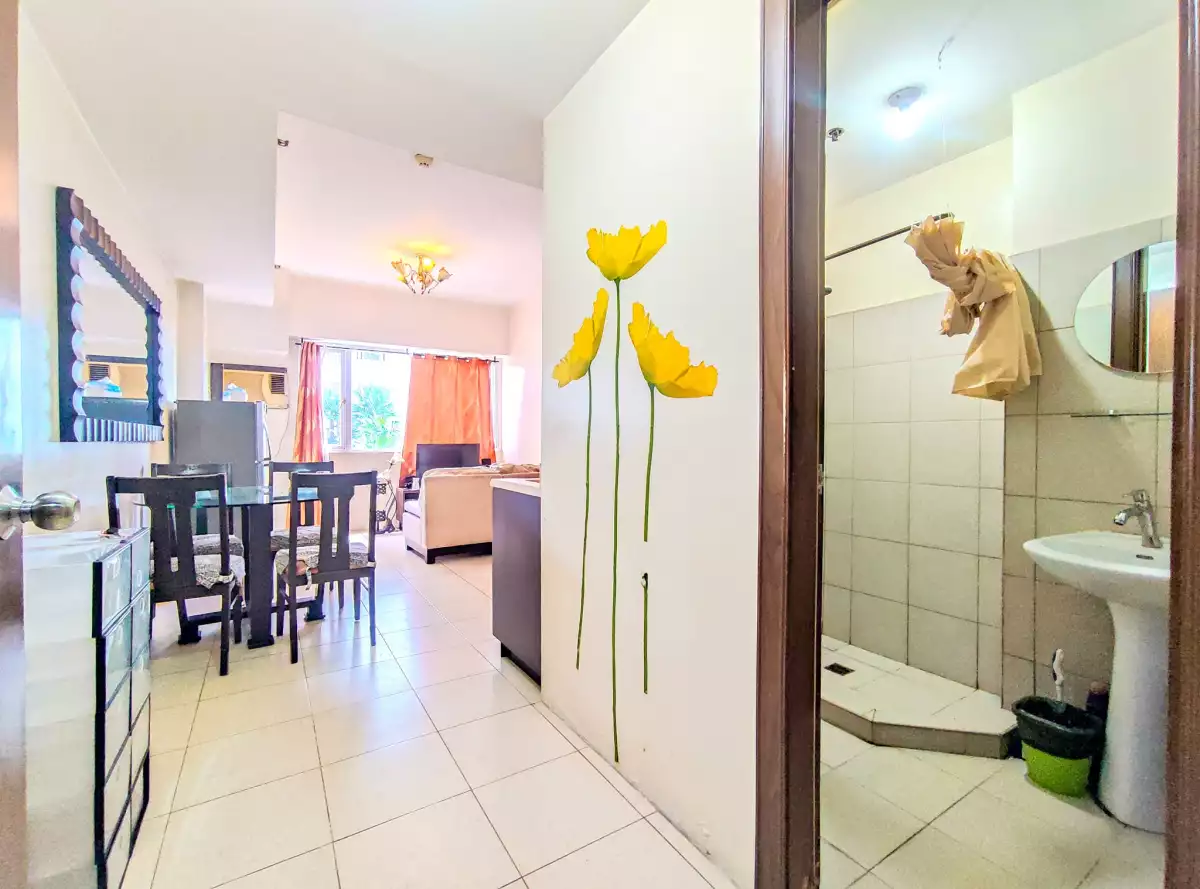 DELUXE 1BR UNIT FOR SALE at Ridgewood Towers   - photo 5