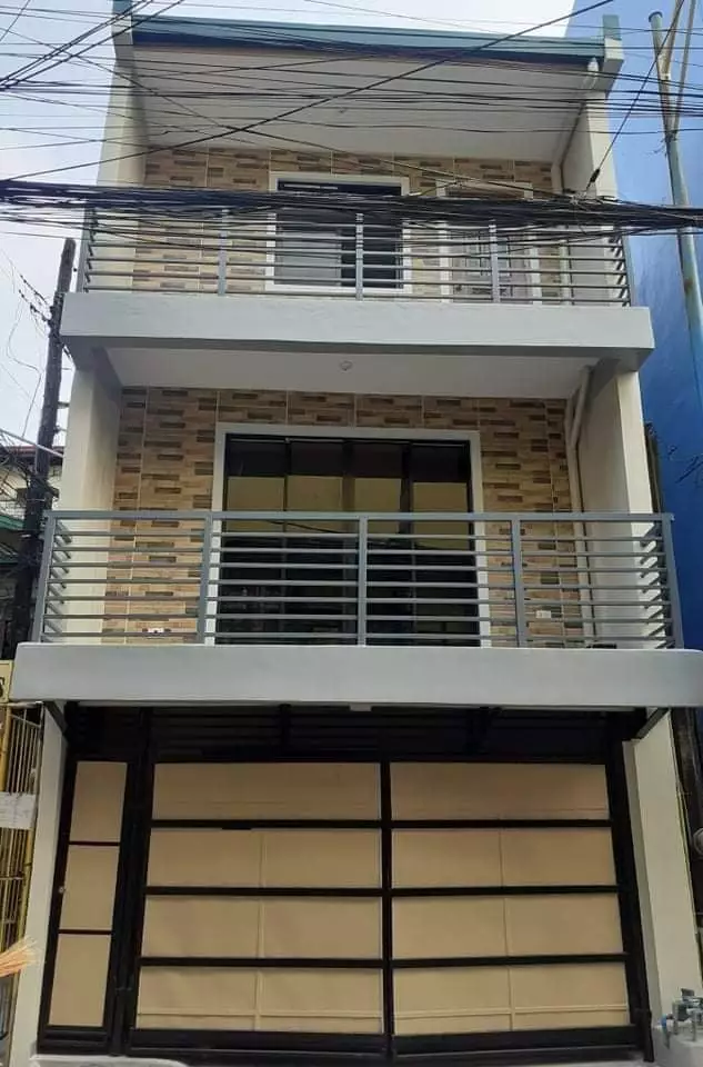 House and Lot for SALE in Mandaluyong City — House and Lot in Metro Manila, Philippines — Photo 2