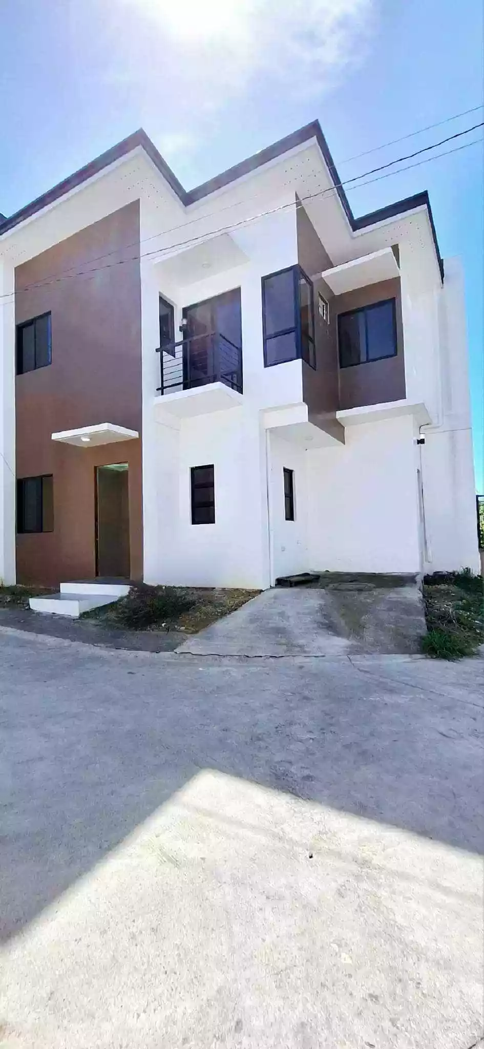 TWO-STOREY SINGLE ATTACHED HOUSE FOR RENT - photo 4