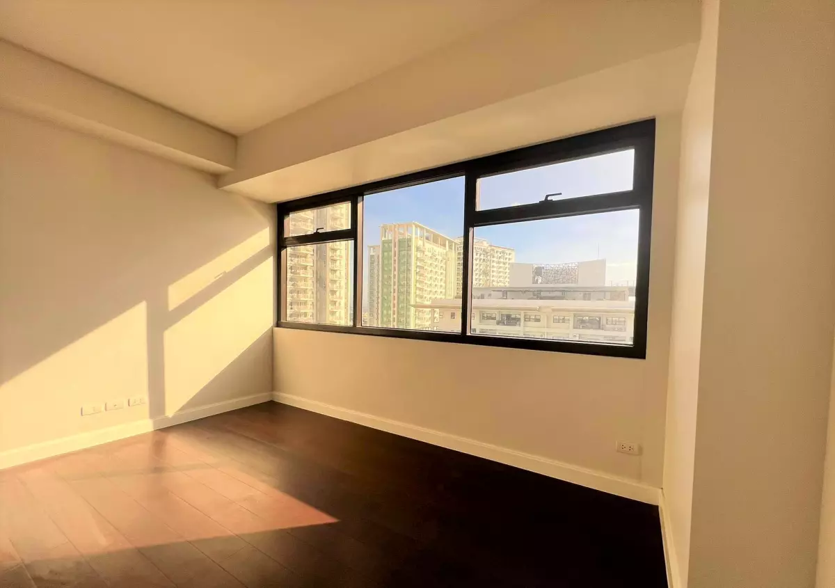 Open photo 14 of 21 — 1Bedroom Alcoves for SALE Cebu Business Park with parking