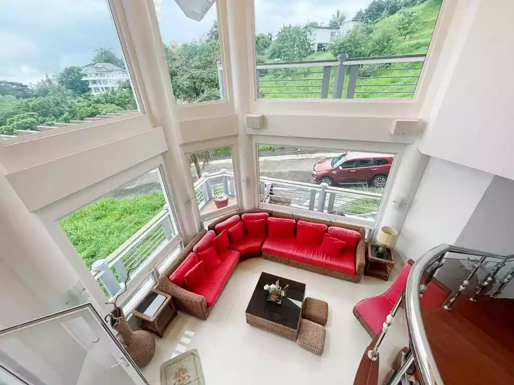 Impressive Taal View House and Lot for sale in Canyon Woods, Tagaytay! — House and Lot in Lemery, Batangas, Philippines — Photo 3