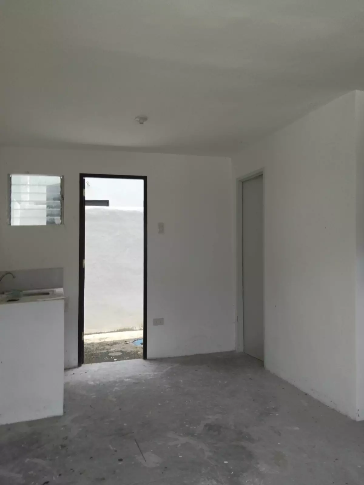 For Assume Townhouse in Tierra  - photo 5