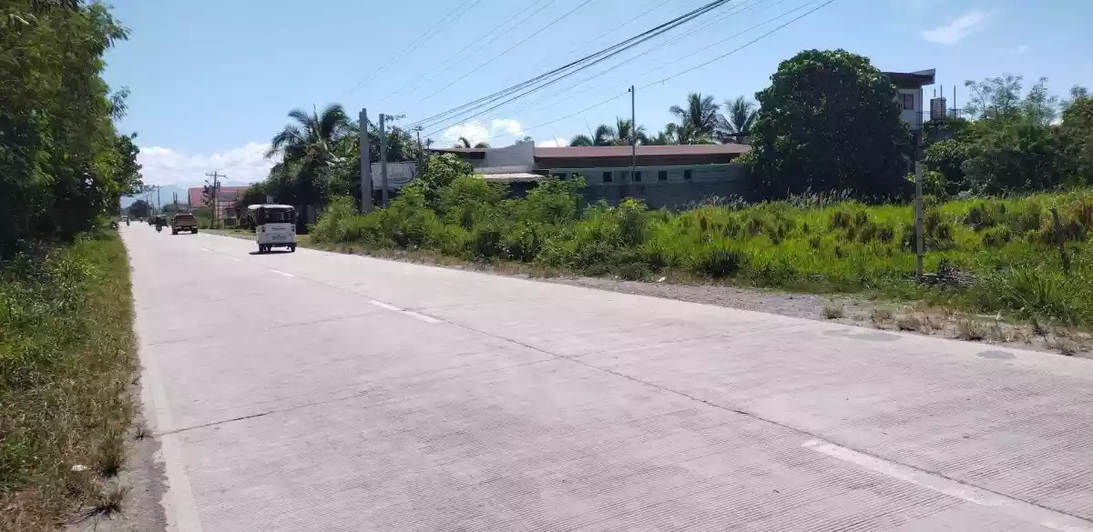 Hangar lot along cemented road — Commercial Lot in Hangar, General Santos City, South Cotabato — Photo 6