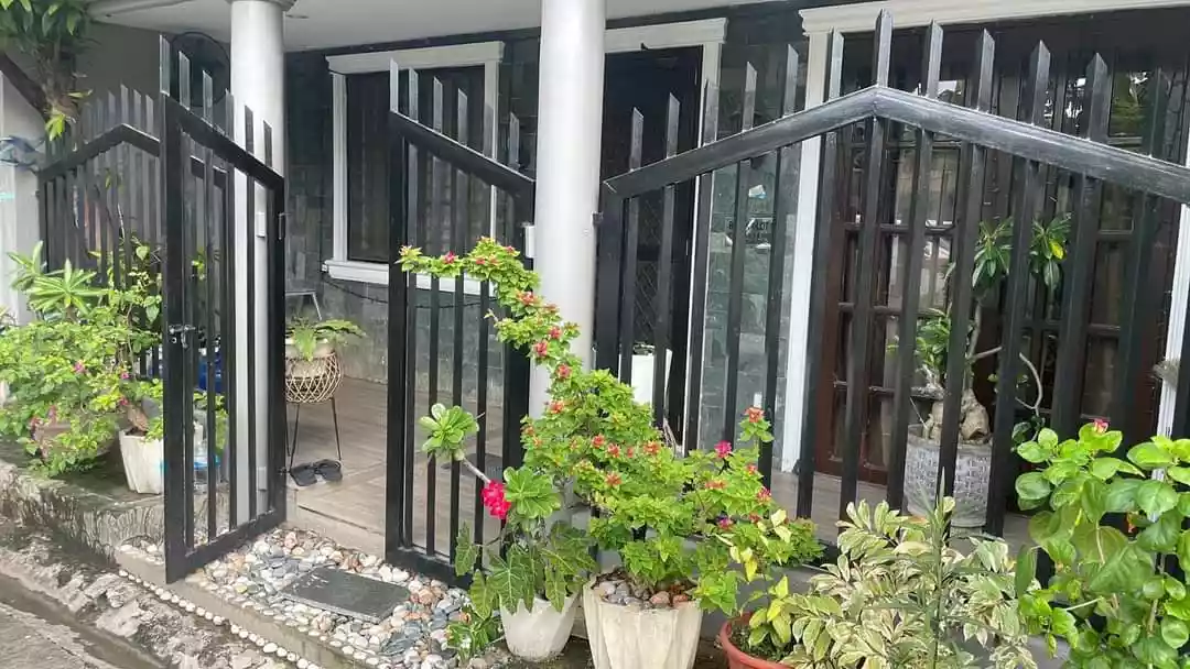 For Sale House & Lot in Palmas Verdes - photo 3
