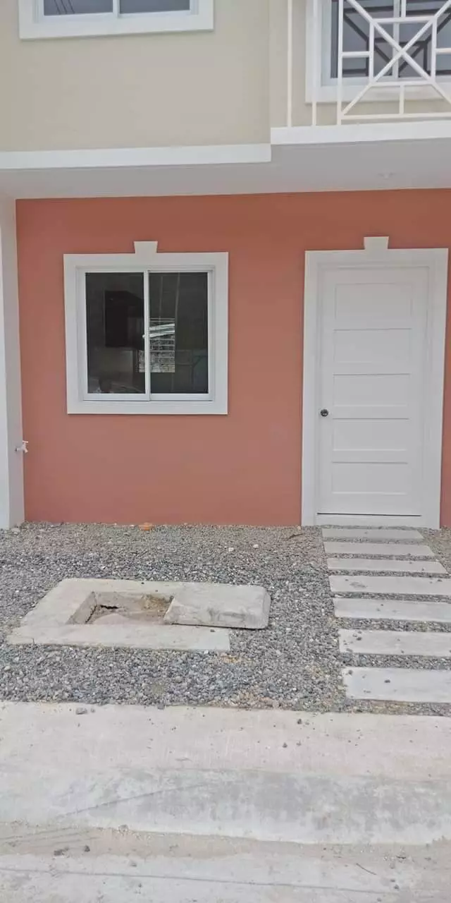 TOWNHOUSE FOR RENT IN MINGLANILLA - photo 5