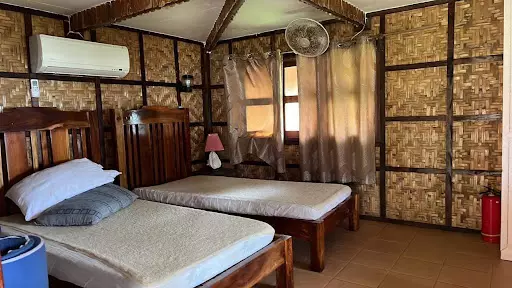 Open photo 13 of 17 — BEACH HOUSE FOR SALE