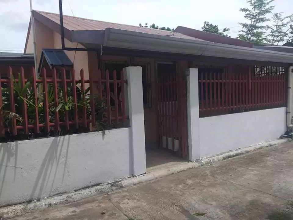 House and Lot for Sale - photo 2