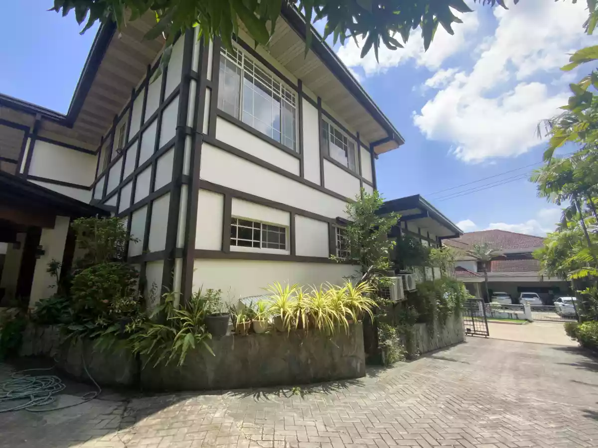 4-BR North Town Homes for Rent - photo 5
