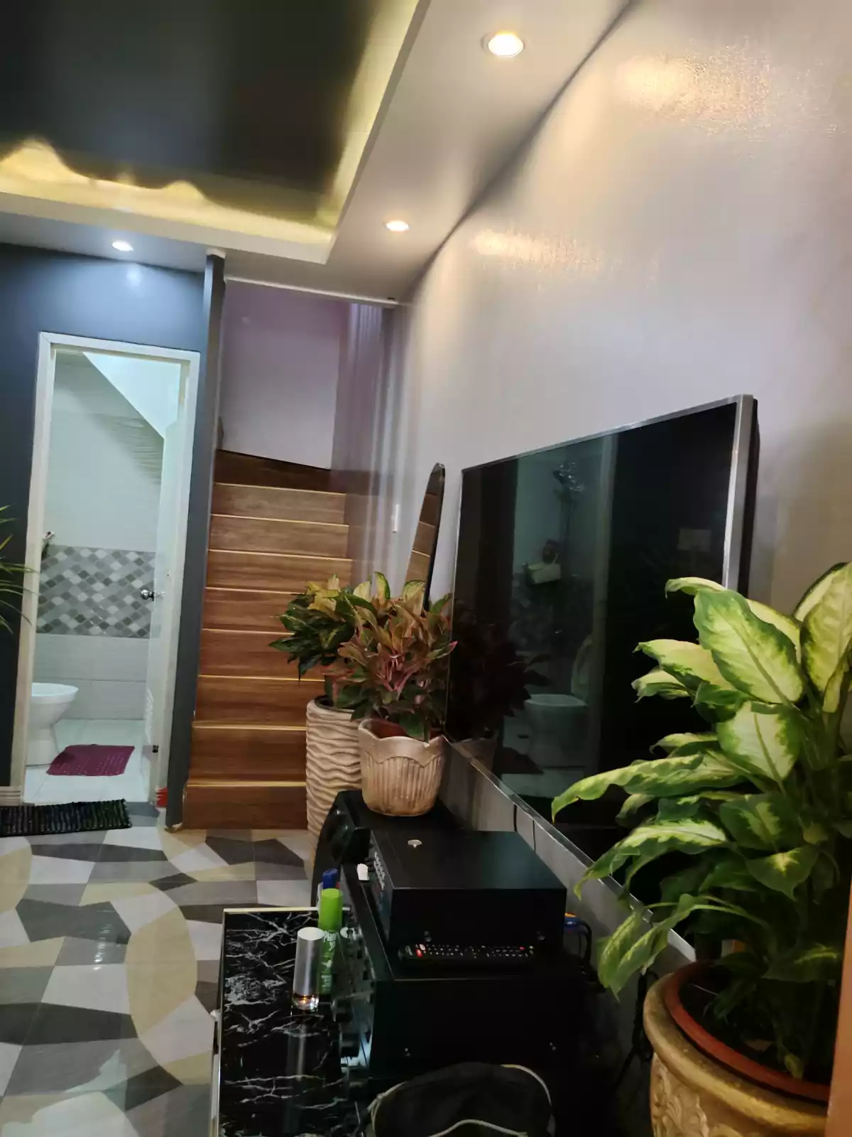 Open photo 16 of 20 — For Assume Townhouse in Richwood Homes Compostela