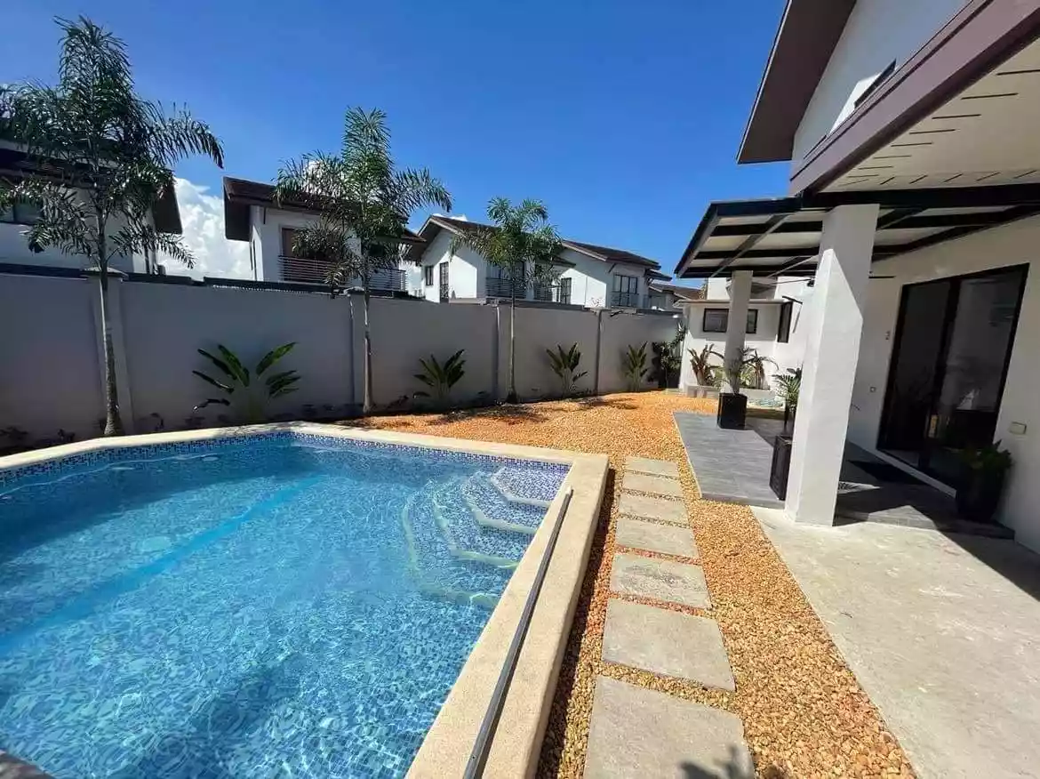 For Sale House and Lot with Pool - photo 7