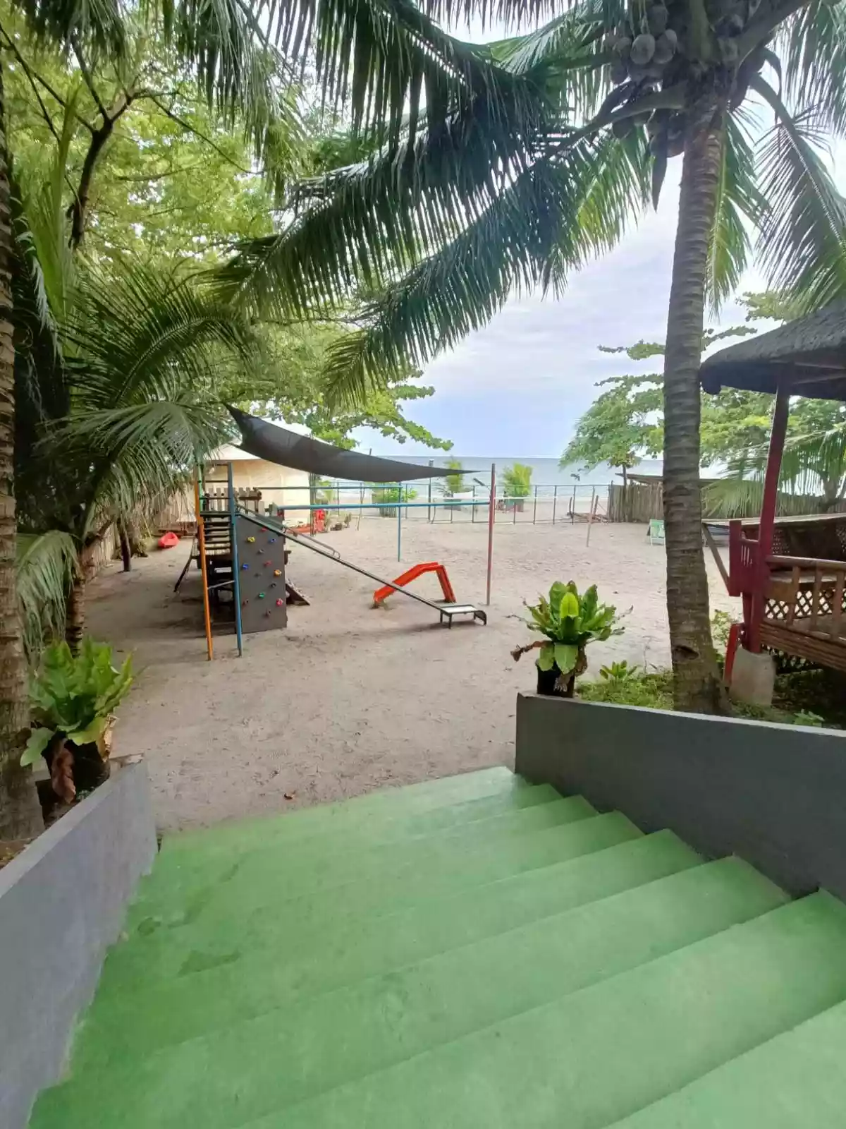 RESORT FOR SALE — Hotel in Zamboanguita, Negros Oriental, Philippines — Photo 3