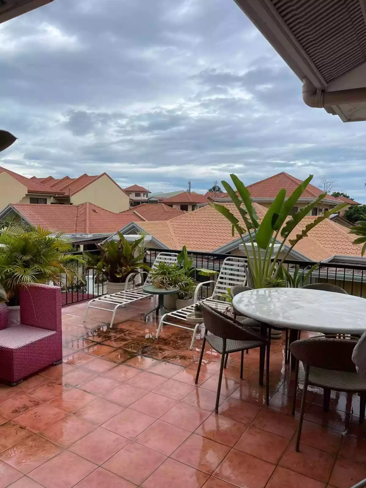 Big area House and Lot Single Detached For Sale Semi Furnished - photo 5