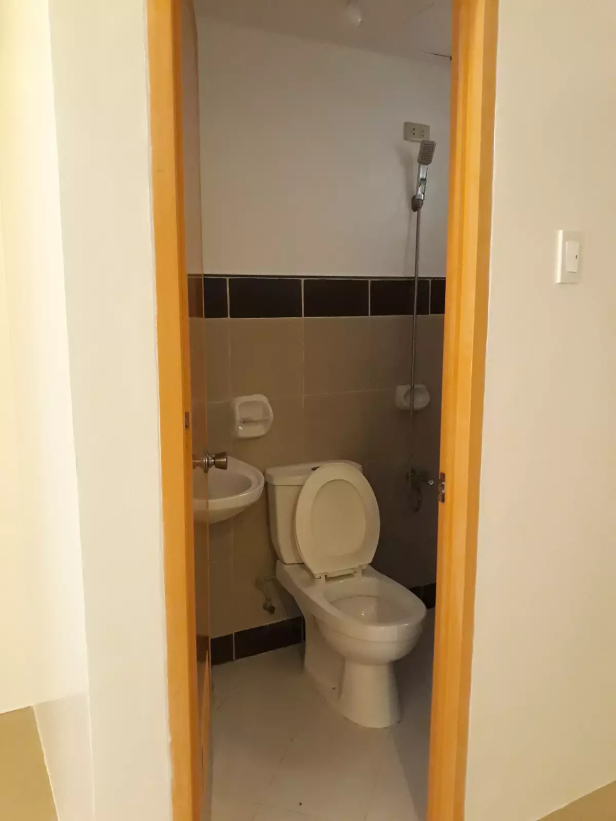 Townhouse for Rent in Talamban — House and Lot in Cebu City, Cebu, Philippines — Photo 6
