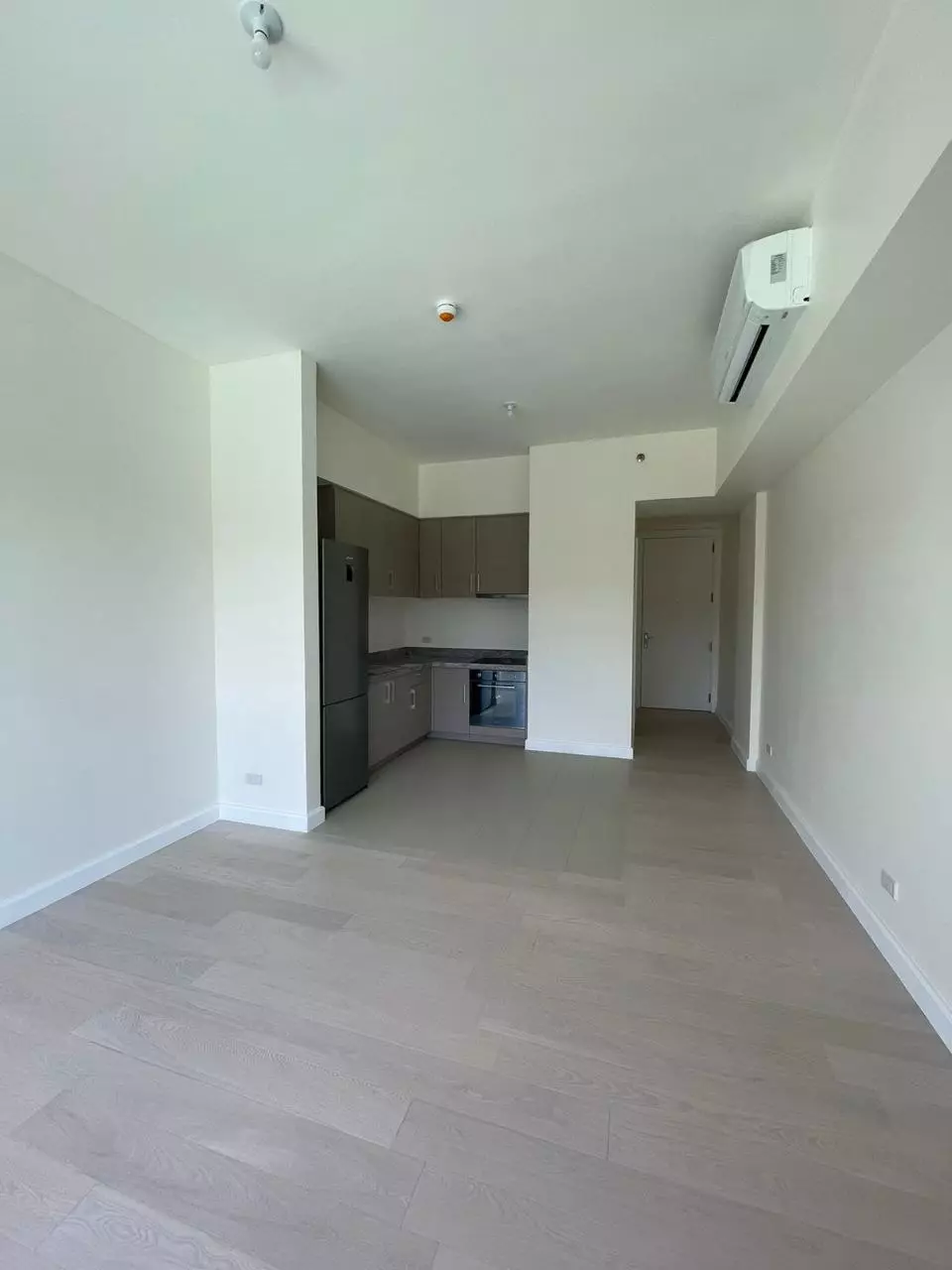 Open photo 16 of 18 — Semi Furnished Studio Unit at 32 Sanson by Rockwell Lahug Cebu City for Sale