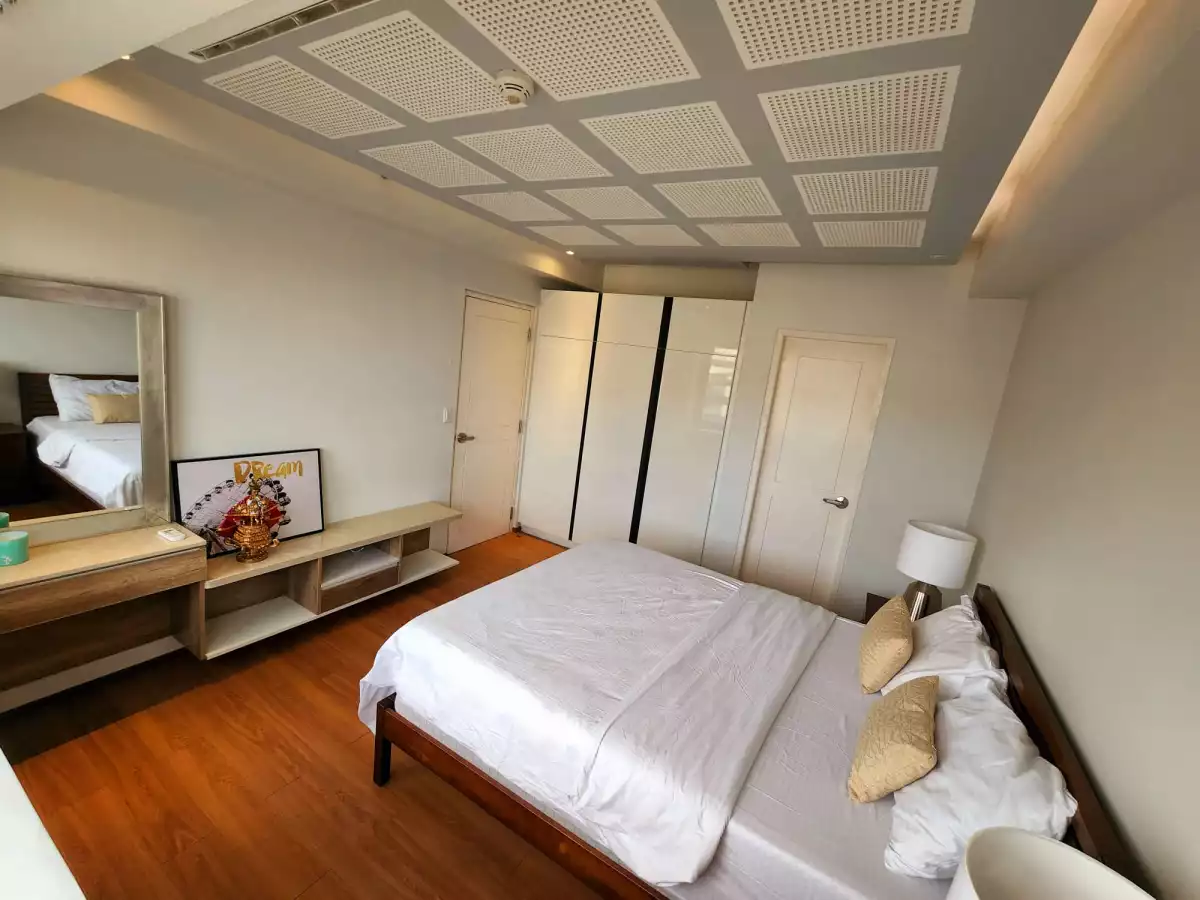 Fully-furnished 1BEDROOM in Grand Cenia Residences with Parking For Sale  - photo 6