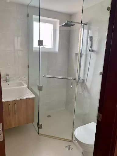Open photo 21 of 35 — Rush Sale Brand New unit Royalton at Capital Commons