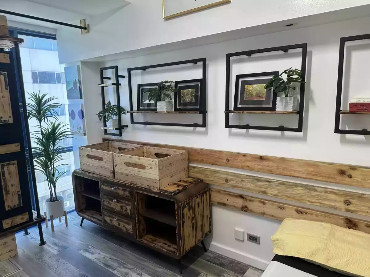 38th Park Avenue Studio Unit For Rent