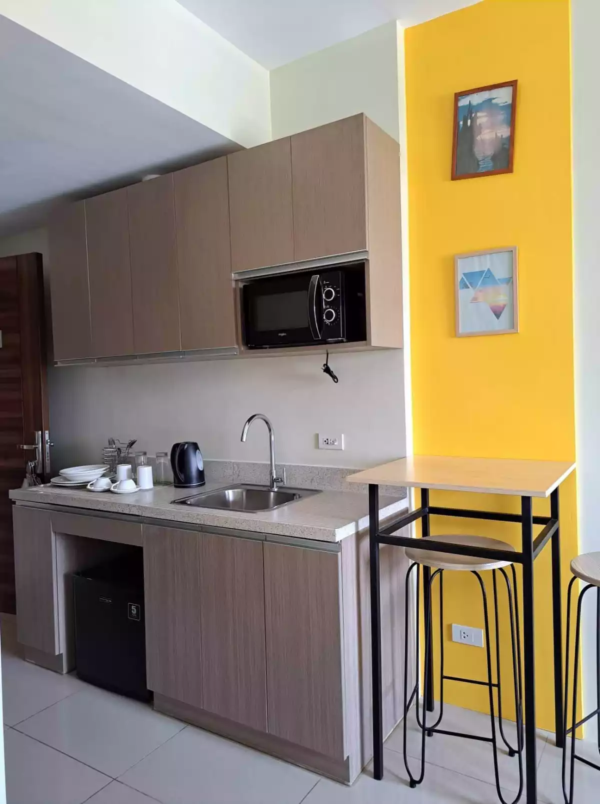 condo for rent — Studio in General Maxilom Avenue, Cebu City, Central Visayas — Photo 3