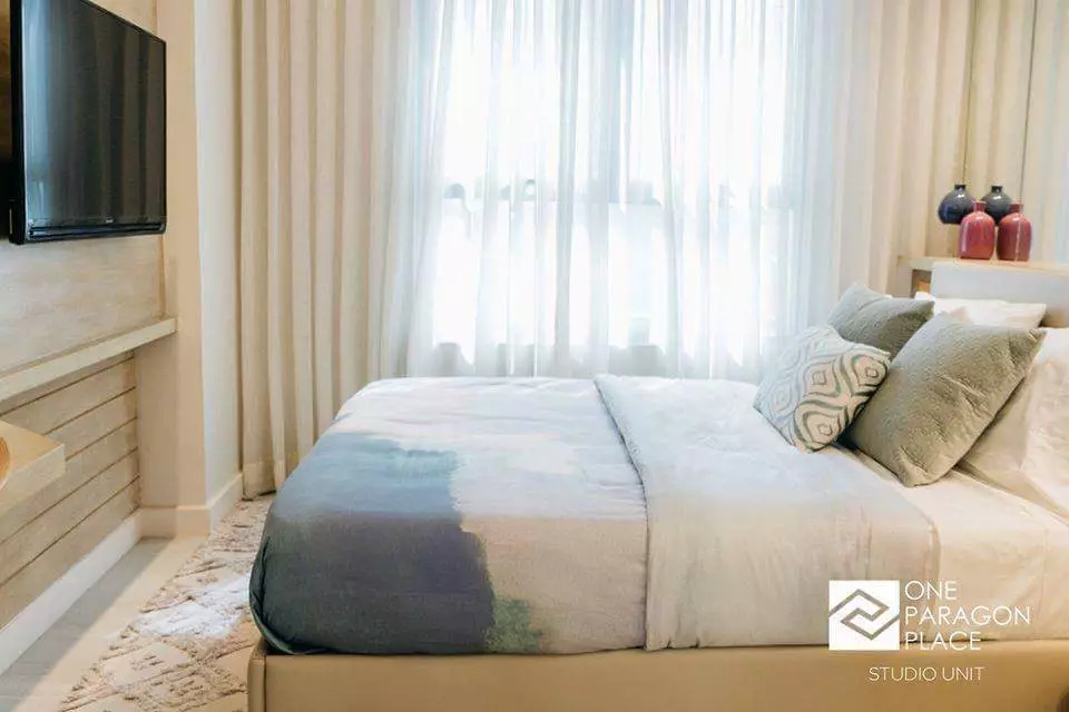 One Paragon Place Studio Unit - photo 2