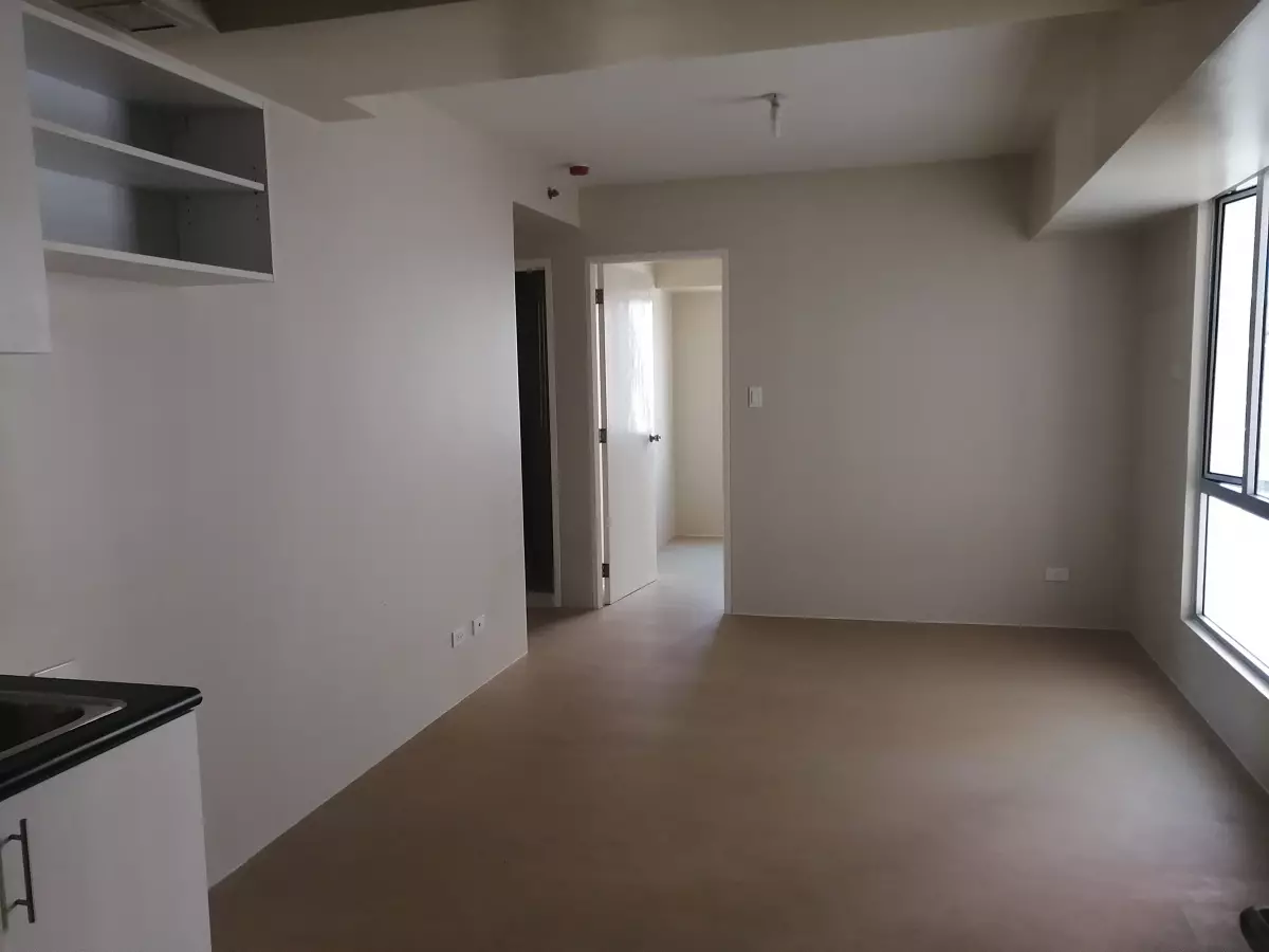 Foreclosed New 2BR Unit Avida Tower2 at IT Park Lahug Cebu City For Sale - photo 3