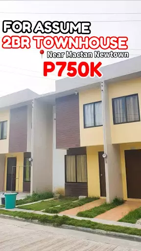 FOR ASSUME: SUNBERRY TOWNHOUSE IN SOONG, MACTAN — Townhouse in Casia-Soong Road, Maribago, Lapu-Lapu City — Photo 2