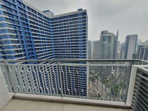 1-Bedroom with Big Balcony — 1 Bedroom in Makati, Metro Manila, Philippines — Photo 4