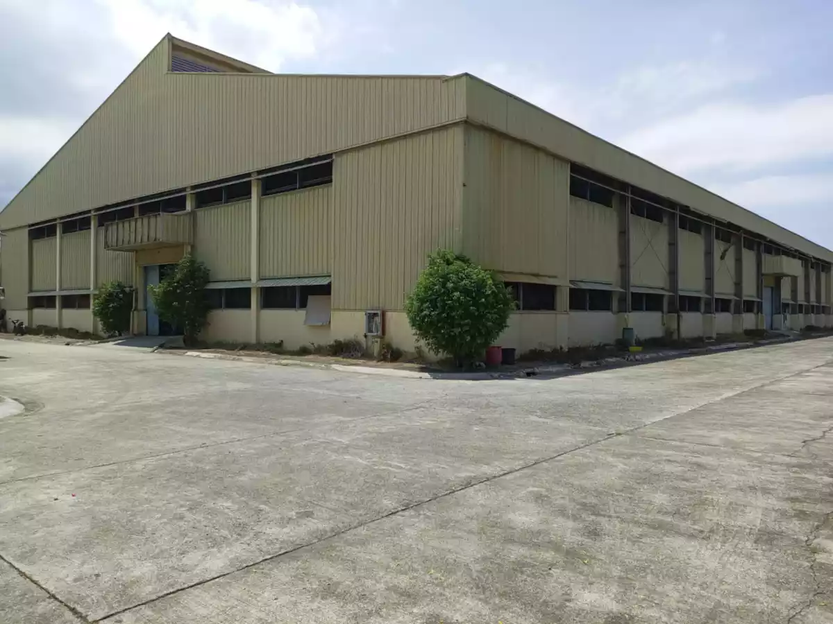 Industrial Lot with Warehouses for Sale in Compostela Cebu — Warehouse in Cebu, Philippines — Photo 2