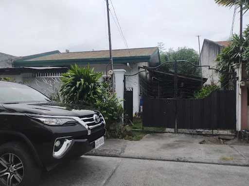 HOUSE AND LOT FOR SALE
CLEAN TITLE
120SQM
MALESIDO PHASE 3
MAINROAD ROAD.
2 ROOMS
1 TOILET.
MAY SPACE FOR SA GAWAS FOR TINDAHAN.
FH CODE TO BE FOLLOW
#FILIPINO HOMES
#realtor
#LeuterioRealtyAndBrokerage — House and Lot in General Santos City, 9500 South Cotabato, Philippines — Photo 3