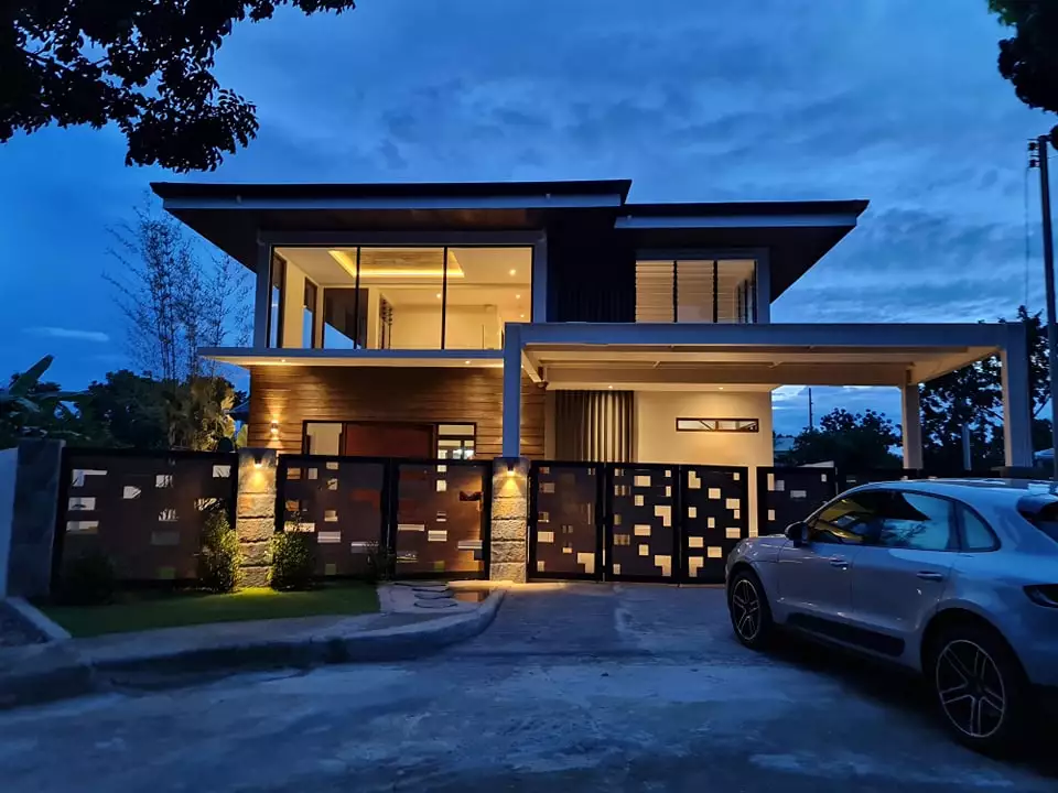 Brand New Resort Home With White Sand Beach In Mactan — House and Lot in Philippines — Photo 2