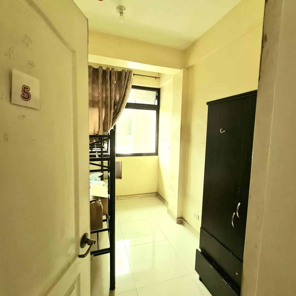 INCOME GENERATING BUILDING FOR SALE!!! - photo 2