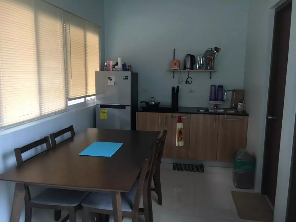 Fully Furnished 2sty Townhouse and lot with Parking for Sale — Townhouse in Maribago, Lapu-Lapu City, Cebu — Photo 3