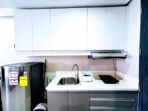 Open photo 46 of 127 — Minimalist Studio Unit For Rent Near Cebu Doc and Chong Hua Fuente with Beautiful View from Balcony