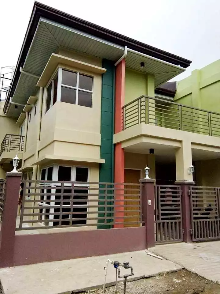 House & lot - photo 4