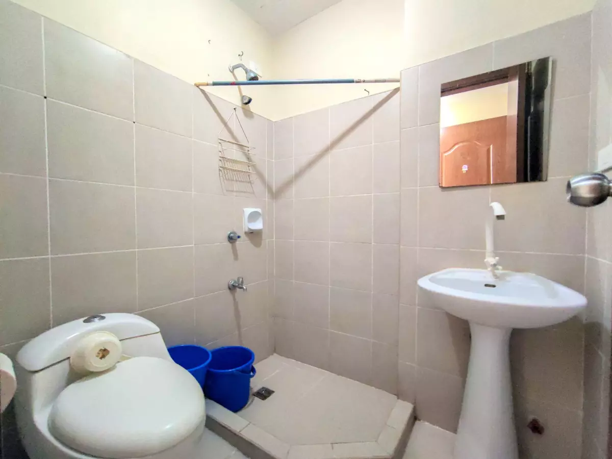 1BR SEMI-FURNISHED UNIT FOR LEASE at Ridgewood Towers    - photo 3