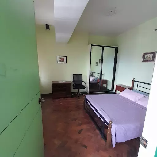 2 BR CONDO WITH PARKING FOE RENT - photo 3