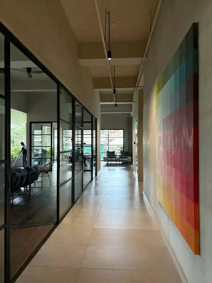 THE MEDIAN – Studio Unit For Sale near I.T Park — Studio in La Guardia Ext., Cebu City, Cebu — Photo 4