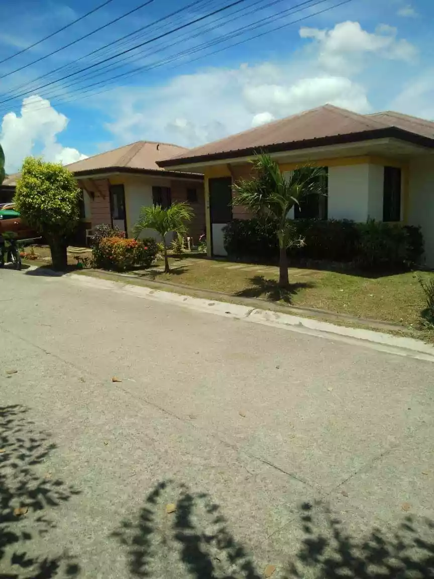 Open photo 11 of 19 — Bungalow House and Lot inside Ajoya Subdivision For Sale! ( Semi furnished )