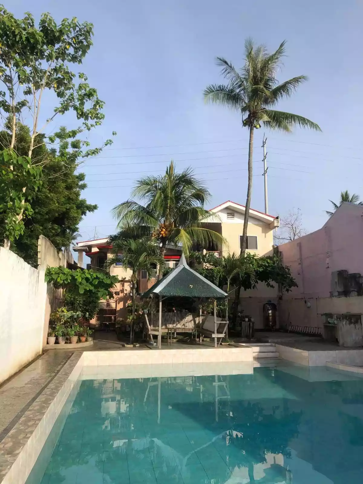 Fully Furnised Beach House with Pool 