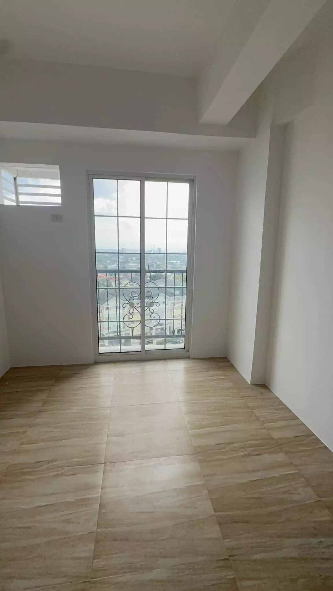 Hot Deal Alert: Sacrifice Sales - 1 Bedroom — 1 Bedroom in Banawa, Guadalupe, Cebu City — Photo 3